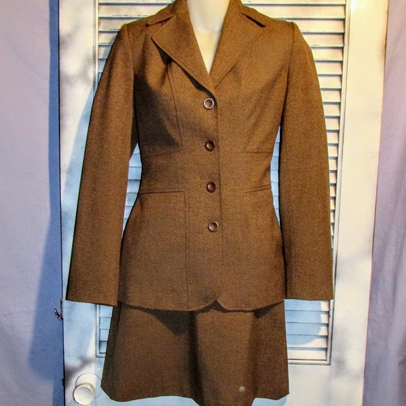 The Limited Jackets & Blazers - Limited sz 2 three piece career suit